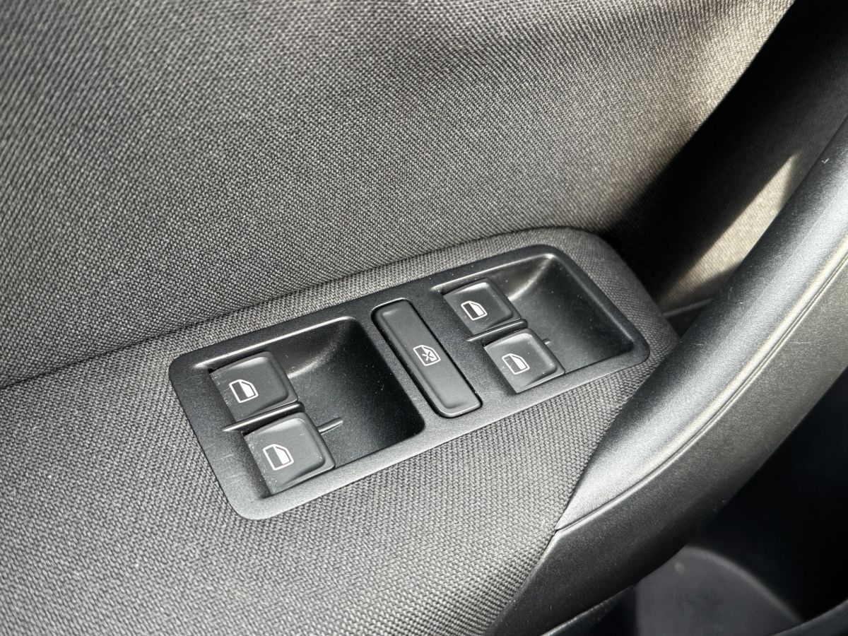 Volkswagen Polo 1.4 TDI Comfortline Volkswagen Polo 1.4 TDI Comfortline