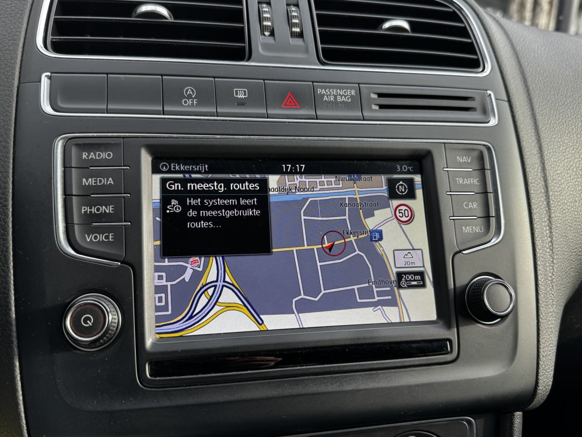 Volkswagen Polo 1.4 TDI Comfortline Volkswagen Polo 1.4 TDI Comfortline