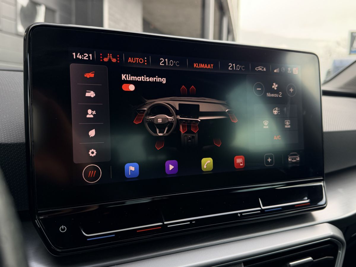 SEAT Leon 1.5 eTSI 150PK Automaat FR Launch Edition