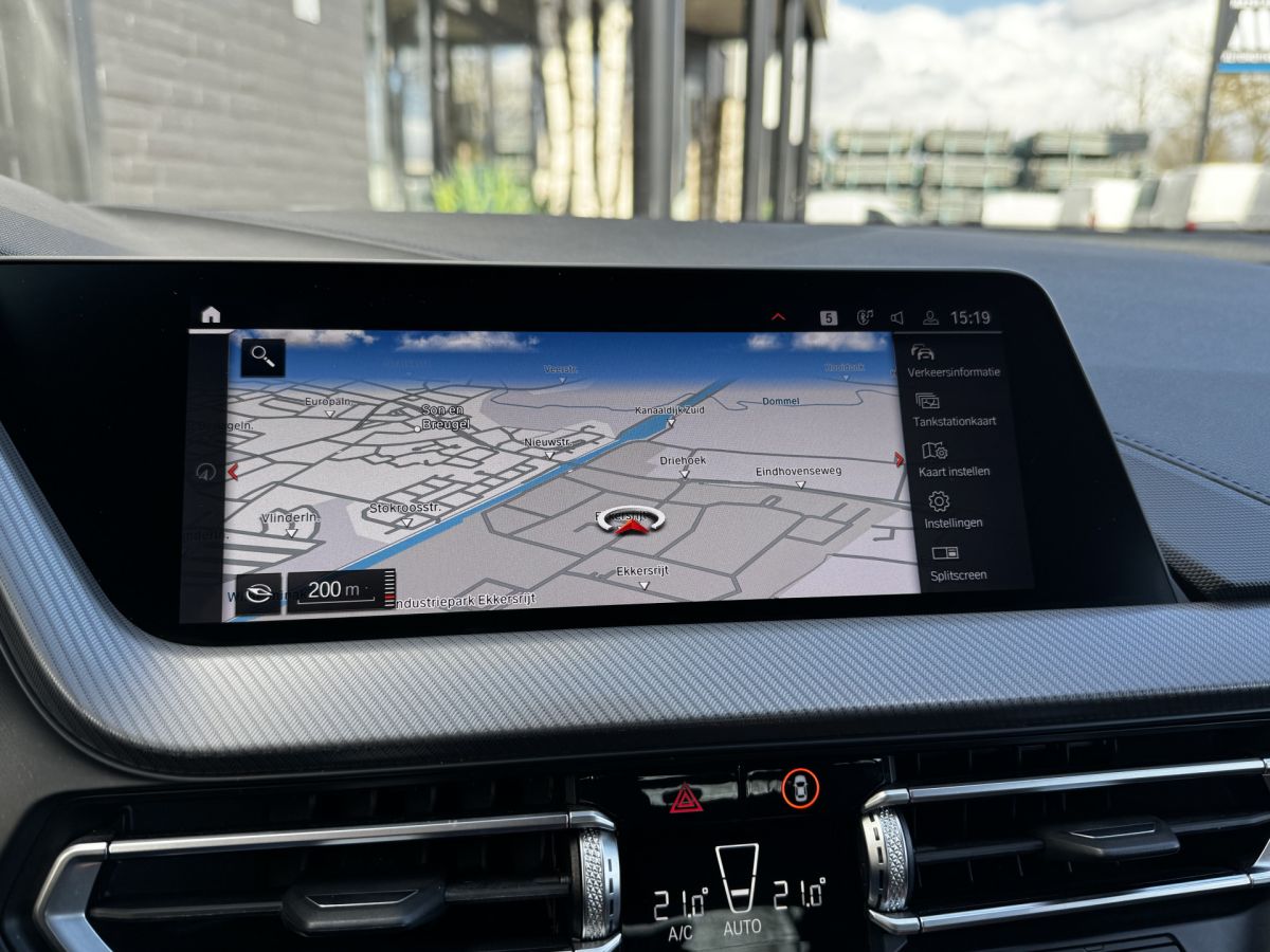 BMW 1-serie 118i Business Edition M-Sport Shadow Automaat