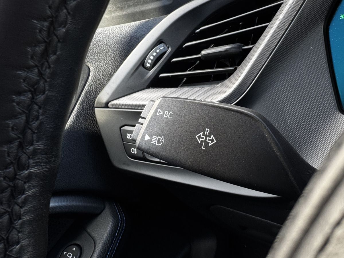 BMW 1-serie 118i Business Edition M-Sport Shadow Automaat