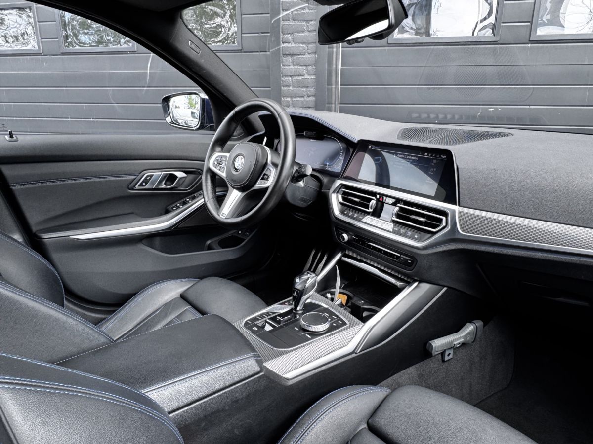 BMW 3 Serie Touring 330e xDrive High Executive