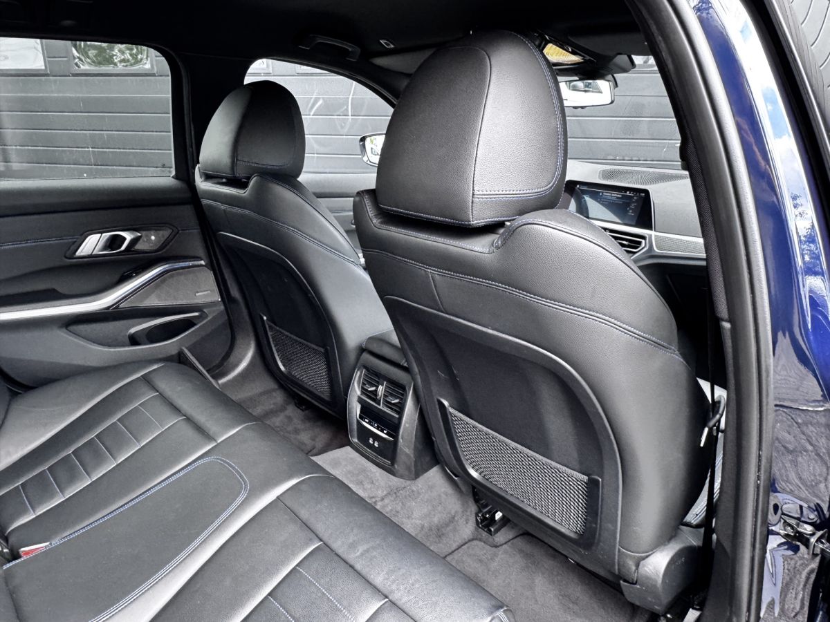 BMW 3 Serie Touring 330e xDrive High Executive