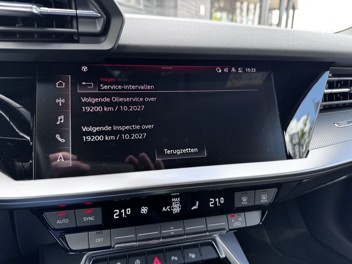 Audi A3 Limousine 35 TFSI 150PK Business edition Automaat Audi A3 Limousine 35 TFSI 150PK Business edition Automaat
