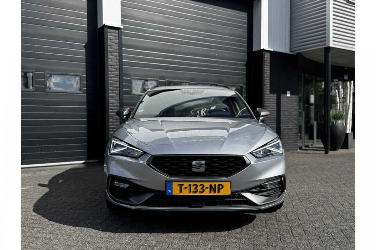 SEAT Leon Sportstourer 1.5 eTSI 150PK FR Business Intense Automaat | Navi | Camera | ACC | Beats | PDC | €22.900,- incl. BTW