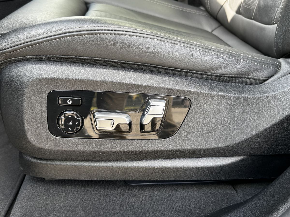 BMW X5 xDrive45e High Executive M-Sport BMW X5 xDrive45e High Executive M-Sport