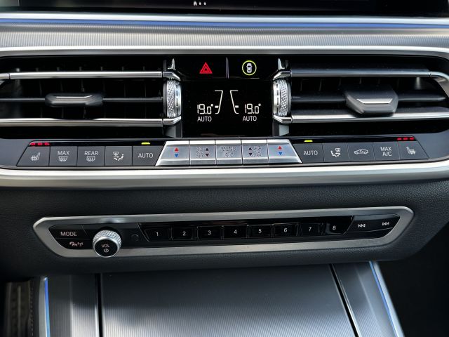 BMW X5 xDrive45e High Executive M-Sport BMW X5 xDrive45e High Executive M-Sport