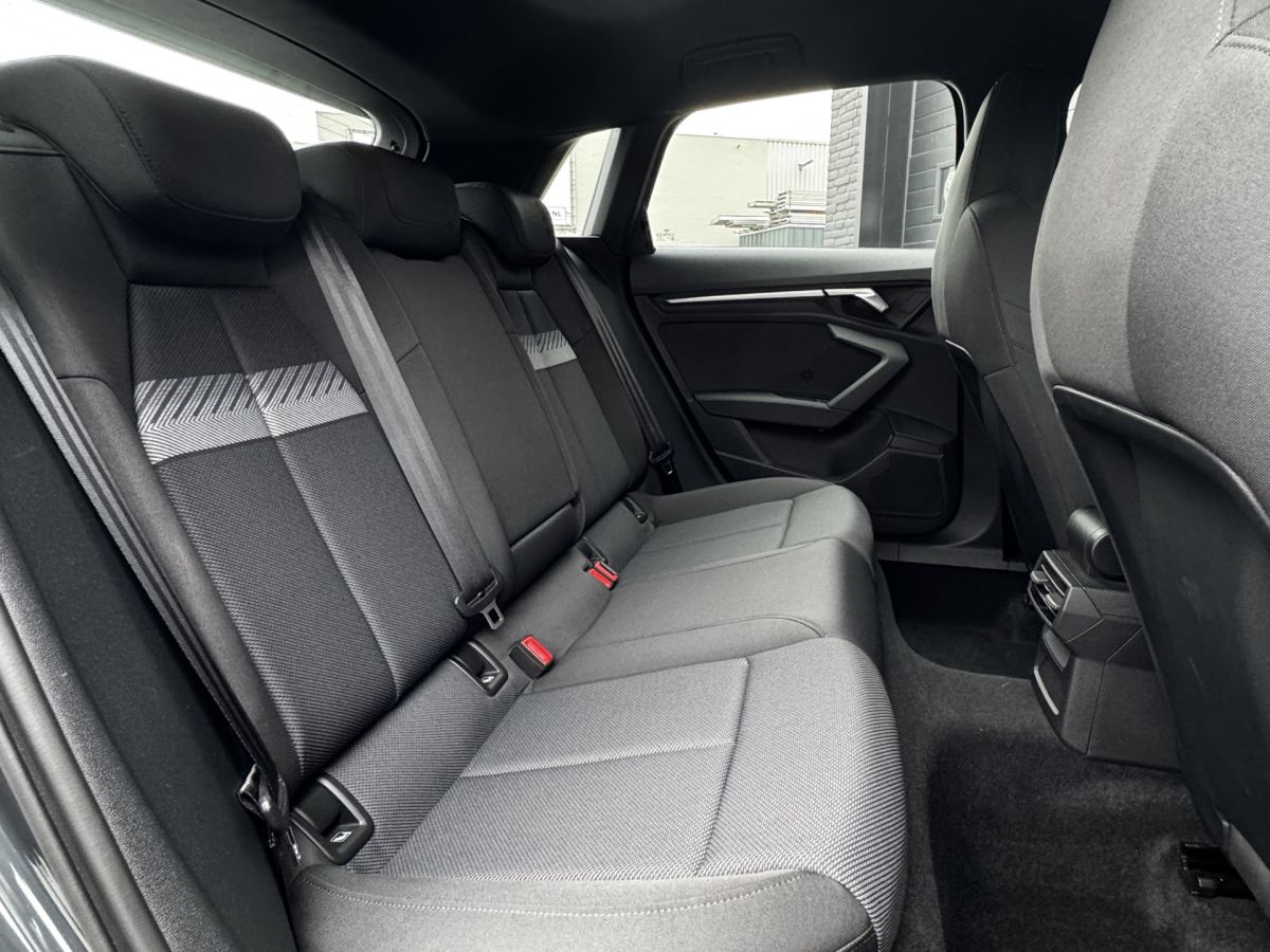 Audi A3 Sportback 35 TFSI 150PK Automaat Business edition