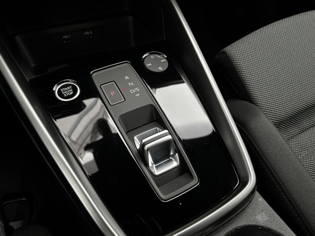 Audi A3 Sportback 35 TFSI 150PK Automaat Business edition