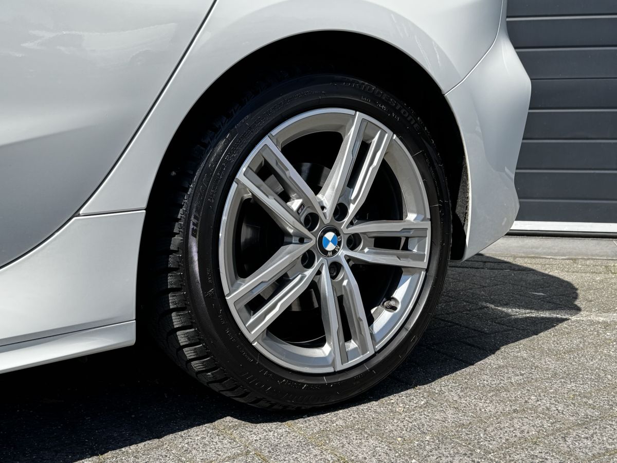 BMW 1-serie 118i High Executive Edition M-Sport Dealer OH