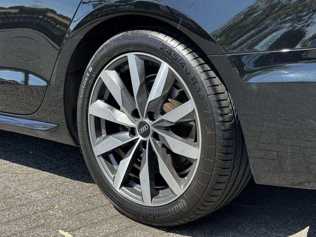 Audi A4 Avant 40 TFSI 204PK S-Line edition Competition