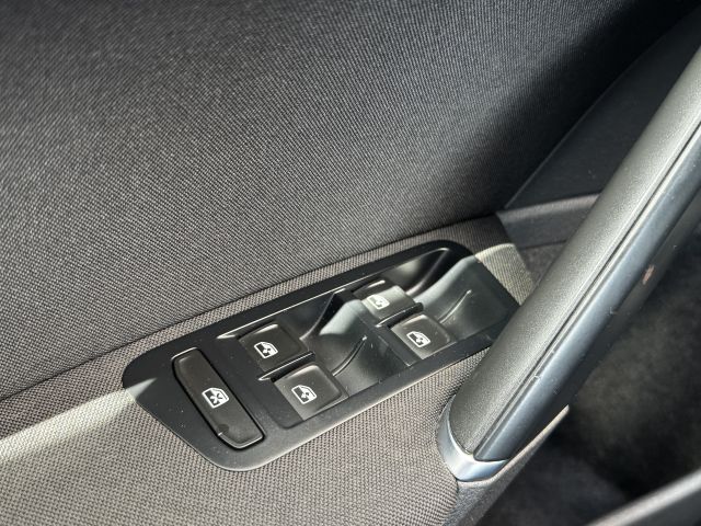 Volkswagen Golf Variant 1.6 TDI Comfortline Automaat