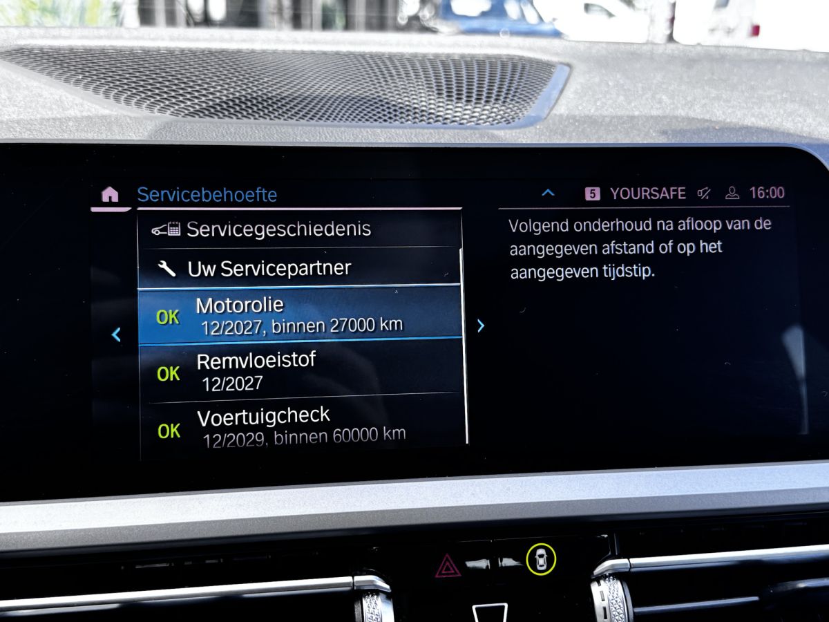 BMW 3 Serie Touring 330e Business Edition Plus Dealer OH