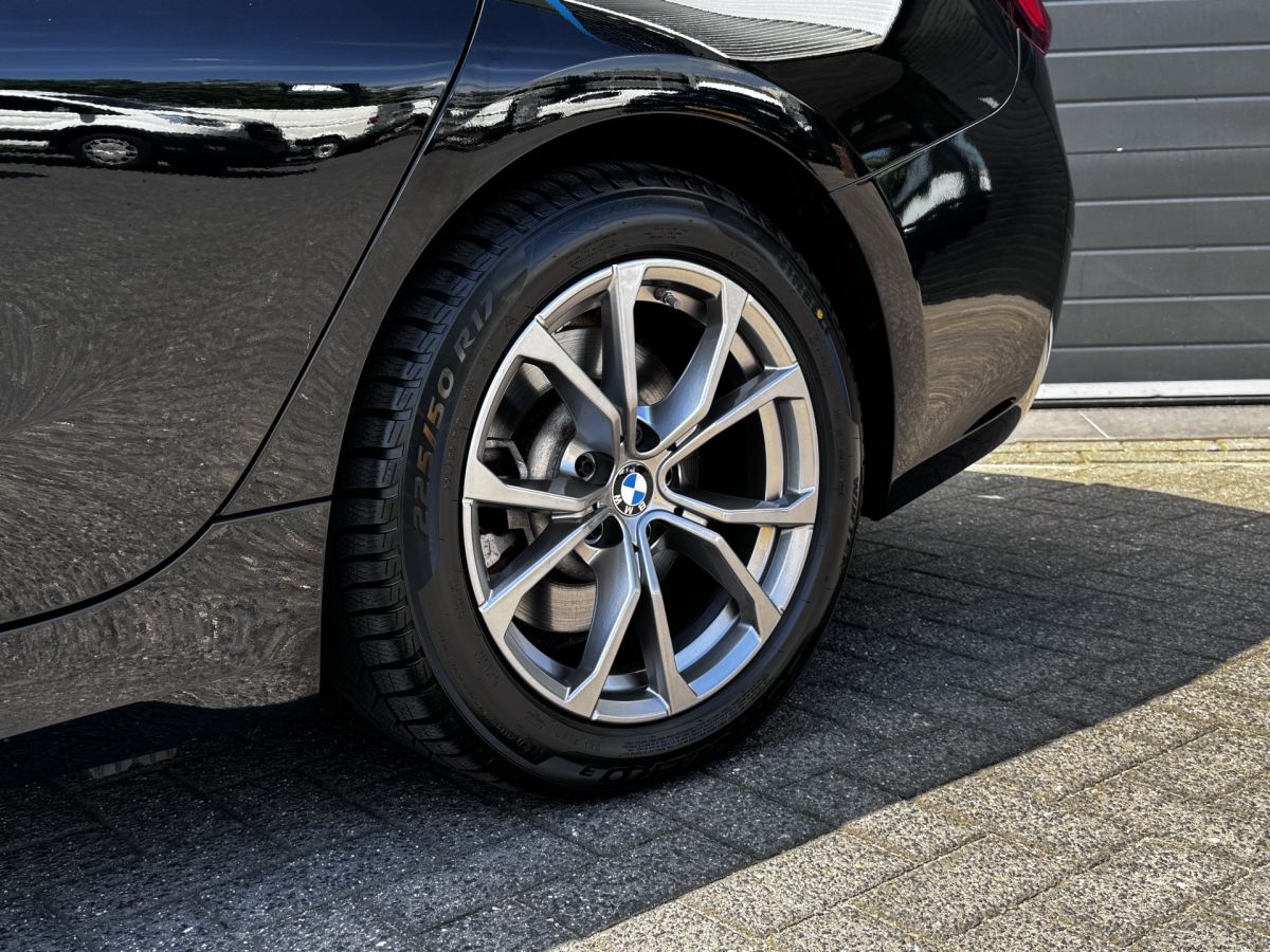 BMW 3 Serie Touring 330e Business Edition Plus Dealer OH