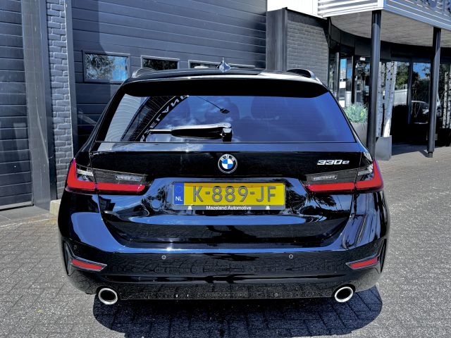 BMW 3 Serie Touring 330e Business Edition Plus Dealer OH