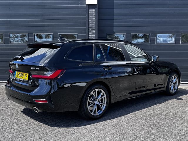 BMW 3 Serie Touring 330e Business Edition Plus Dealer OH