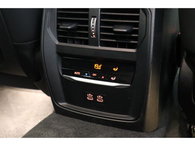 BMW 3 Serie Touring 330e Business Edition Plus 293PK Dealer OH BMW 3 Serie Touring 330e Business Edition Plus 293PK Dealer OH