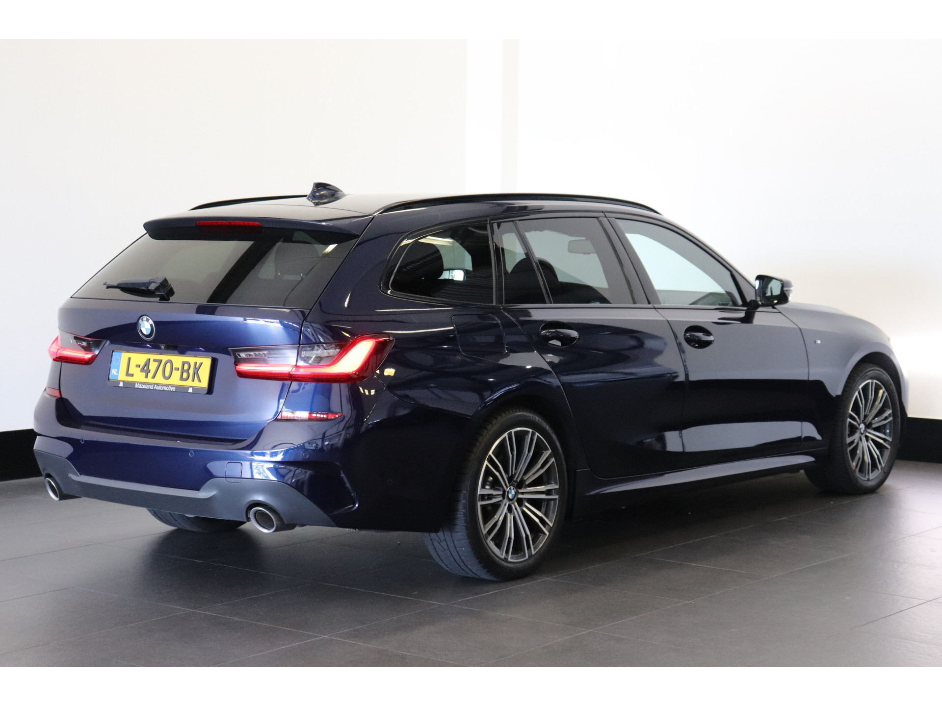 BMW 3 Serie Touring 330e xDrive High Executive M-sport 293PK BMW 3 Serie Touring 330e xDrive High Executive M-sport 293PK