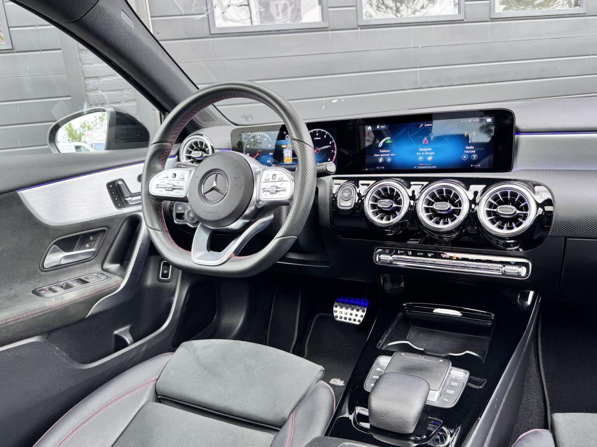Mercedes-Benz A-Klasse 180 Business Solution AMG