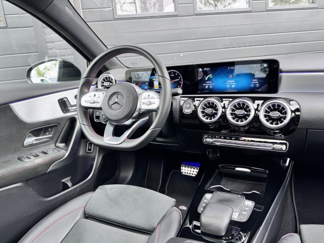 Mercedes-Benz A-Klasse 180 Business Solution AMG