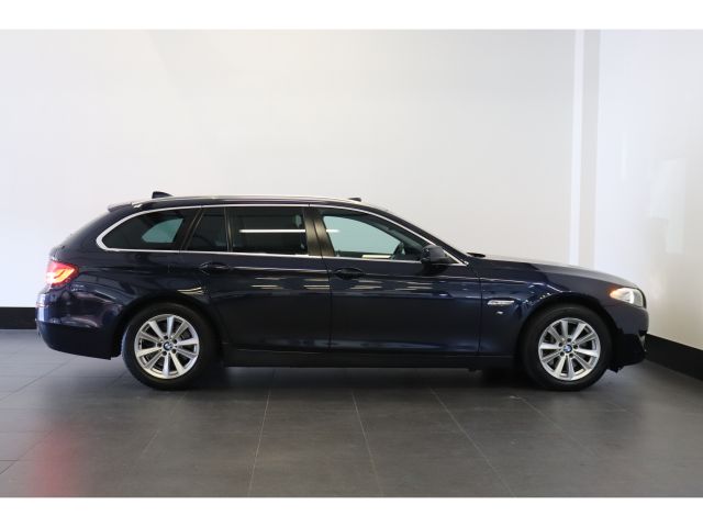 BMW 5 Serie Touring 528i 245PK High Executive BMW 5 Serie Touring 528i 245PK High Executive