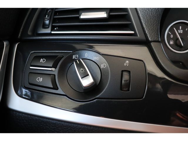 BMW 5 Serie Touring 528i 245PK High Executive BMW 5 Serie Touring 528i 245PK High Executive