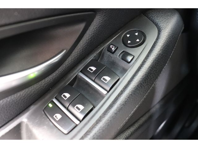 BMW 5 Serie Touring 528i 245PK High Executive BMW 5 Serie Touring 528i 245PK High Executive