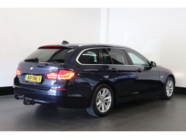 BMW 5 Serie Touring 528i 245PK High Executive BMW 5 Serie Touring 528i 245PK High Executive