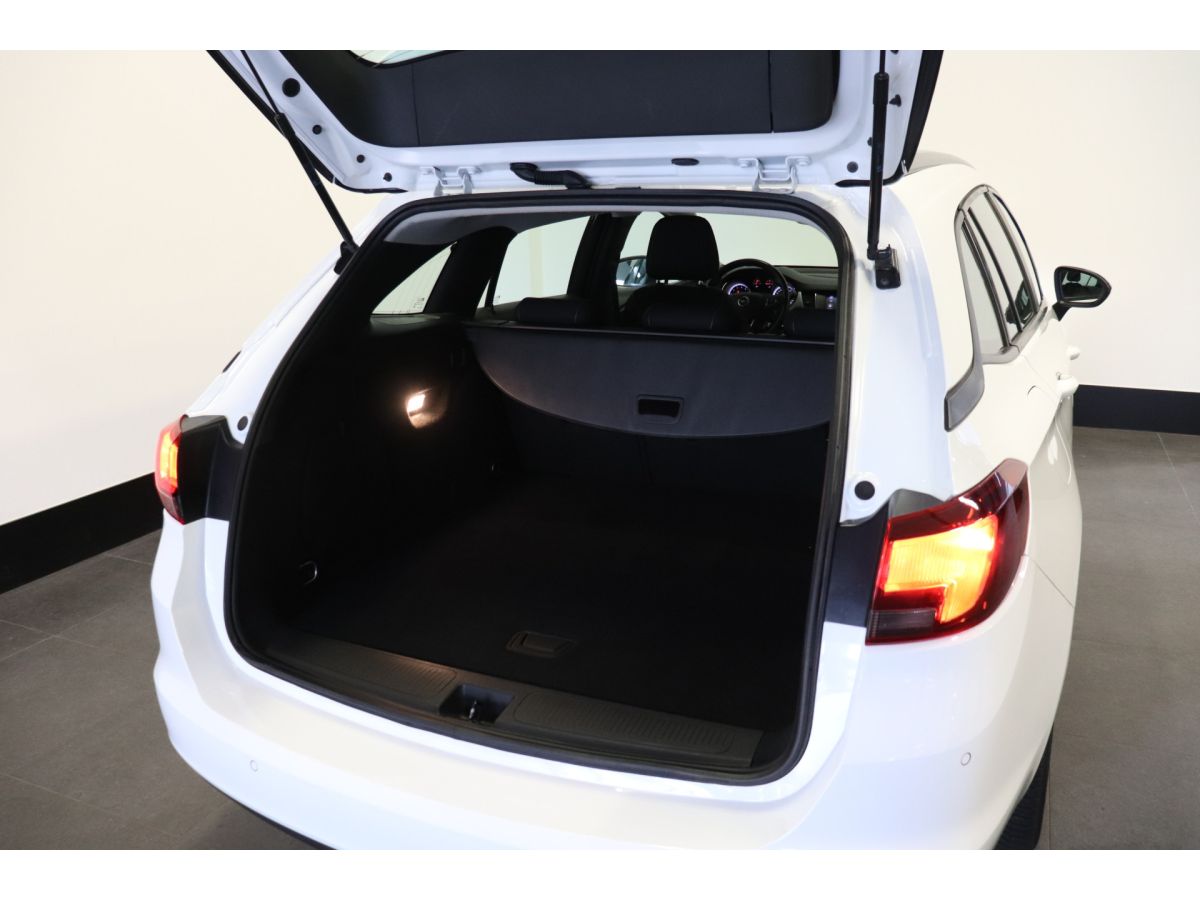 Opel Astra Sports Tourer 1.2 Edition NL Auto