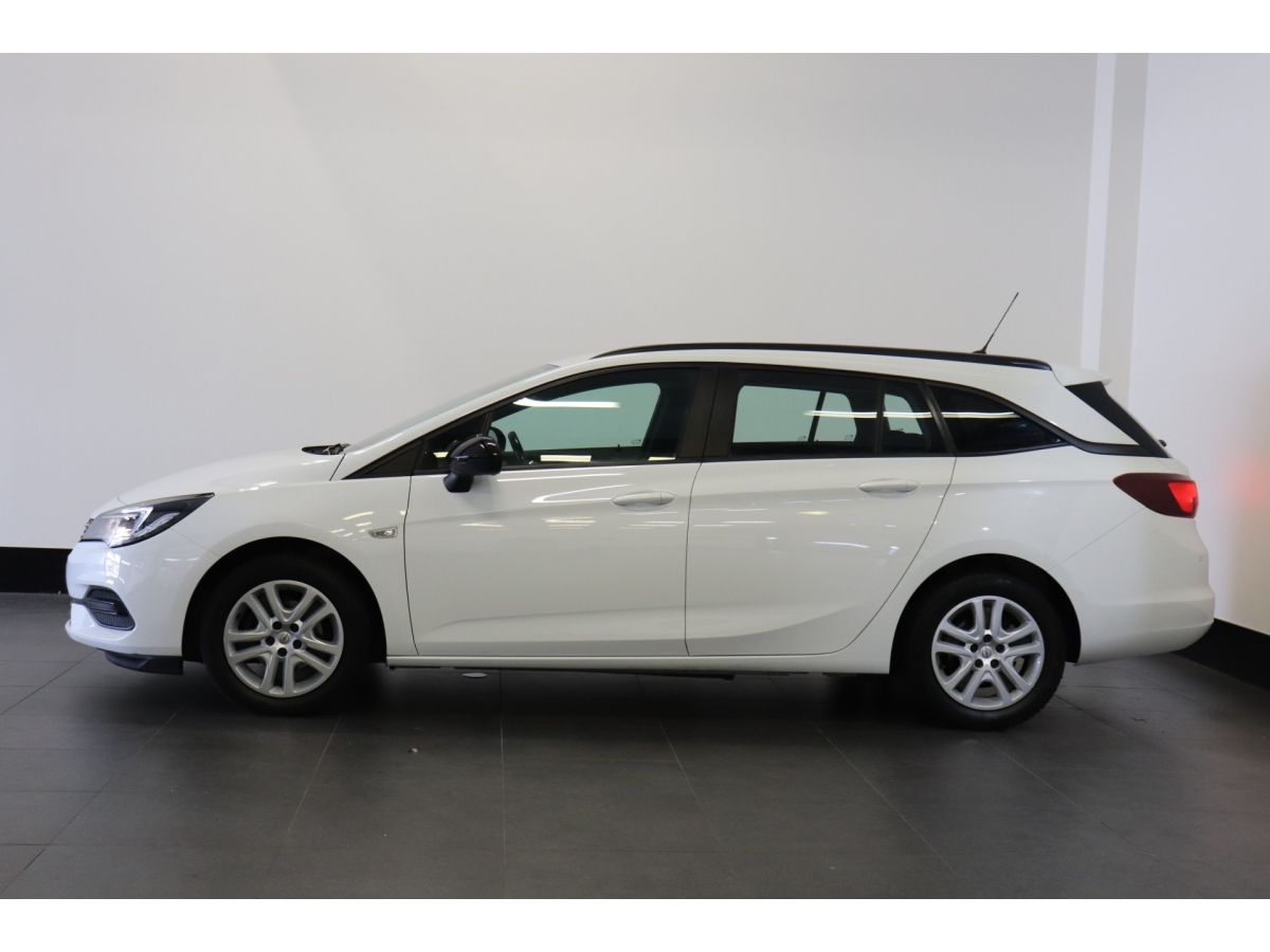 Opel Astra Sports Tourer 1.2 Edition NL Auto