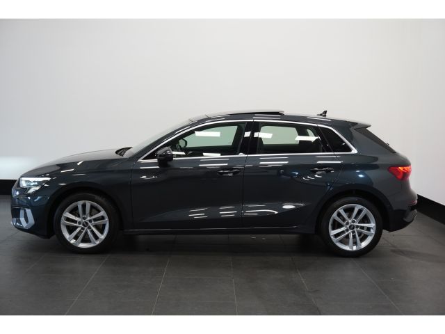 Audi A3 Sportback 35 TFSI 150PK Business edition Automaat 12MND garantie