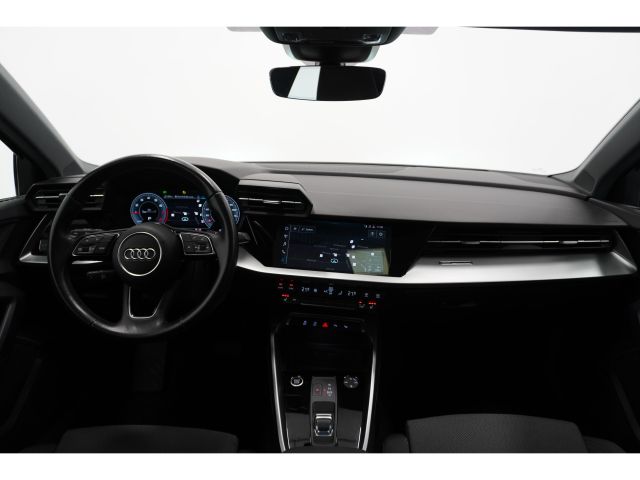 Audi A3 Sportback 35 TFSI 150PK Business edition Automaat 12MND garantie