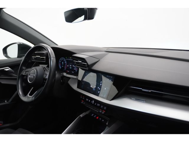 Audi A3 Sportback 35 TFSI 150PK Business edition Automaat 12MND garantie