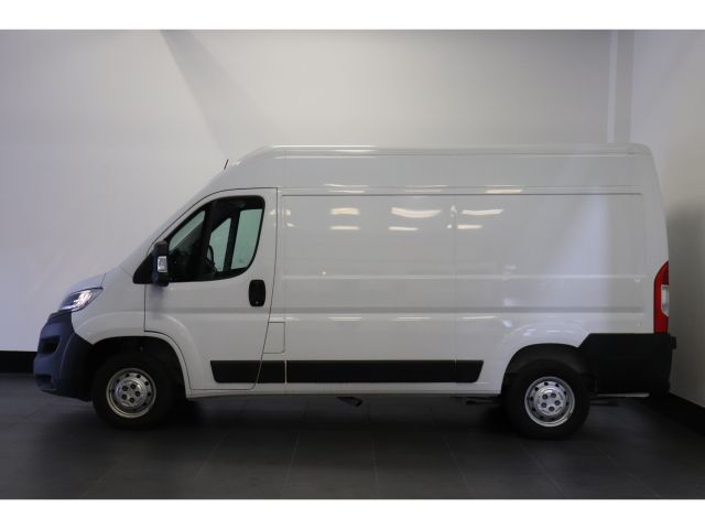 Opel Movano 2.2D L2H2 120PK EURO 6 Opel Movano 2.2D L2H2 120PK EURO 6
