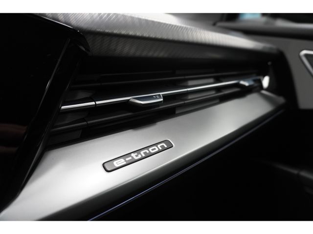 Audi Q4 e-tron 40 Launch edition Advanced S-Line 77 kWh 3 Fasen Audi Q4 e-tron 40 Launch edition Advanced S-Line 77 kWh 3 Fasen