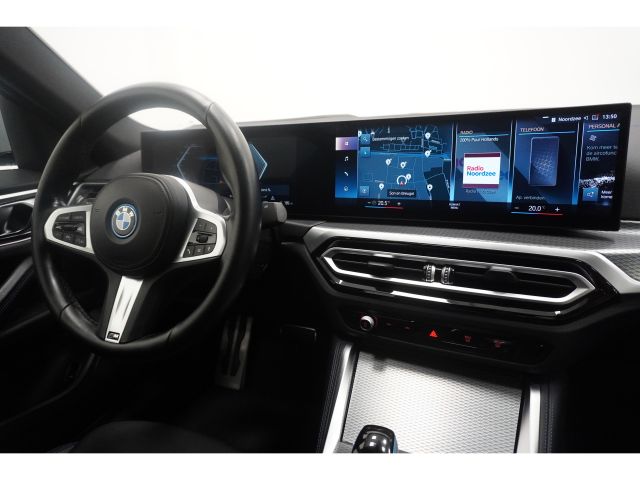 BMW i4 eDrive40 M-Sport High Executive 84 kWh 3 fasen BMW i4 eDrive40 M-Sport High Executive 84 kWh 3 fasen