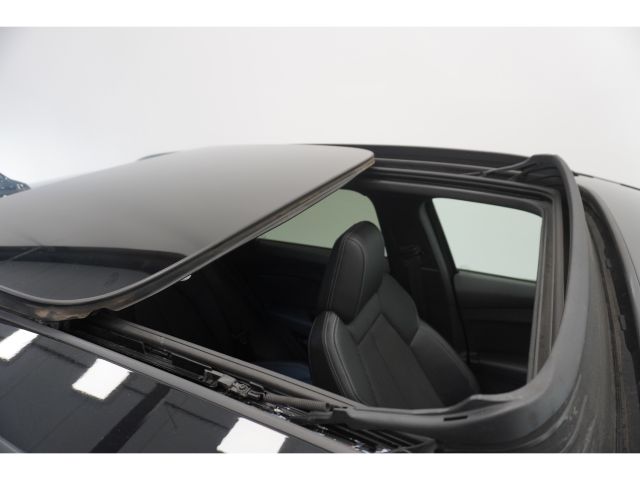 Audi Q4 e-tron 40 Launch edition Advanced S-Line 77 kWh 3 fasen Audi Q4 e-tron 40 Launch edition Advanced S-Line 77 kWh 3 fasen