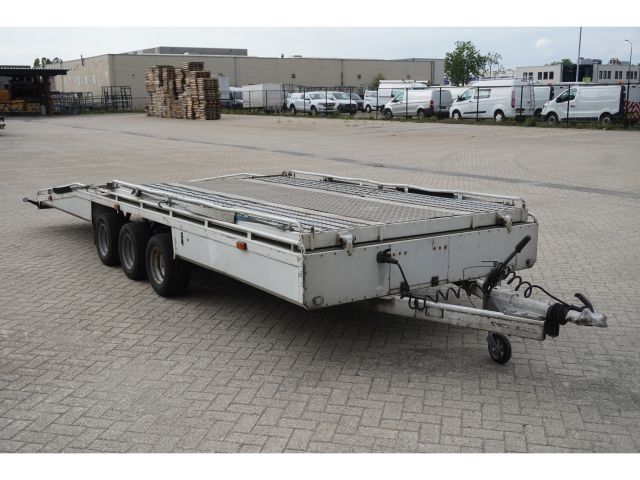 Iveco ML75E18/P AUTOTRANSPORT INCL TRIDEM AANHANGER 3500KG Iveco ML75E18/P AUTOTRANSPORT INCL TRIDEM AANHANGER 3500KG