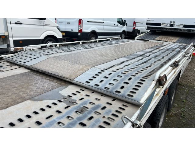 Iveco ML75E18/P AUTOTRANSPORT INCL TRIDEM AANHANGER 3500KG Iveco ML75E18/P AUTOTRANSPORT INCL TRIDEM AANHANGER 3500KG